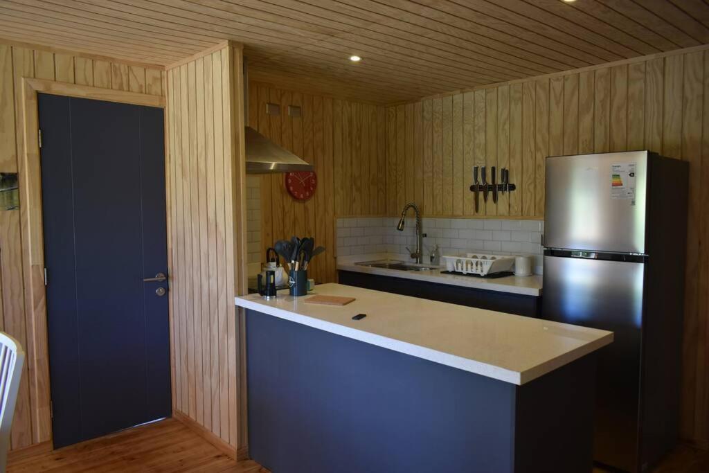 Beautiful Don Pedro Cabin, Chilean Patagonia. Casa de férias Chaitén